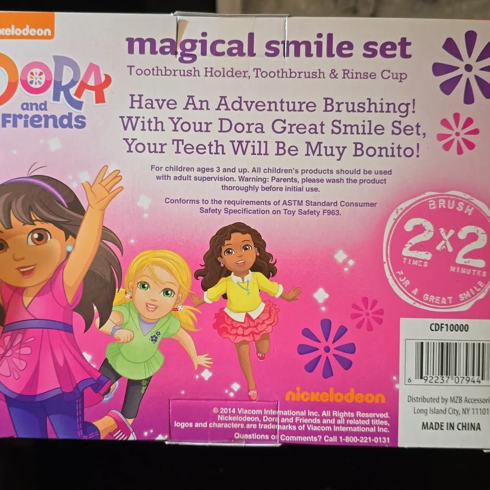NIB. Dora Magical Smile Set - Toothbrush Holder, Toothbrush & Cup - Picture 4 of 4